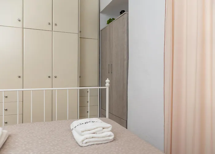 度假居 A V G E R I N O S Naxos Naxos City