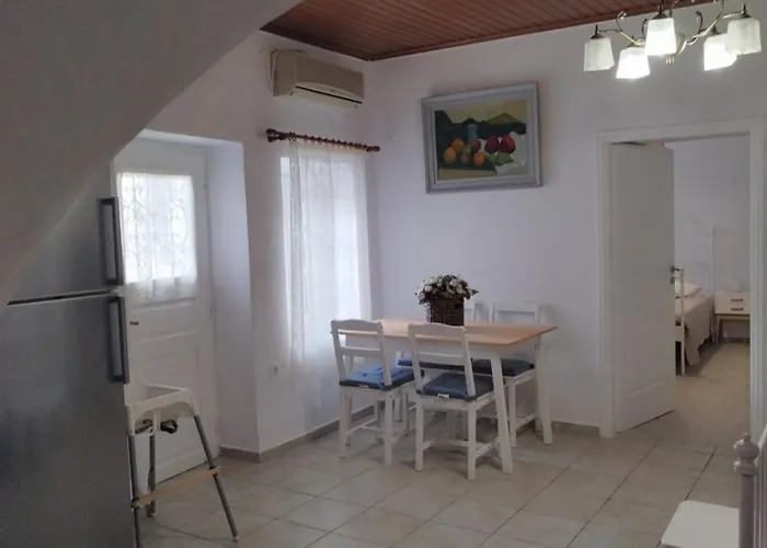 A V G E R I N O S Naxos 度假居